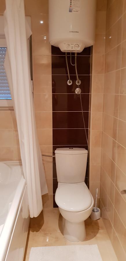 Riverside Villa Тиват Экстерьер фото
